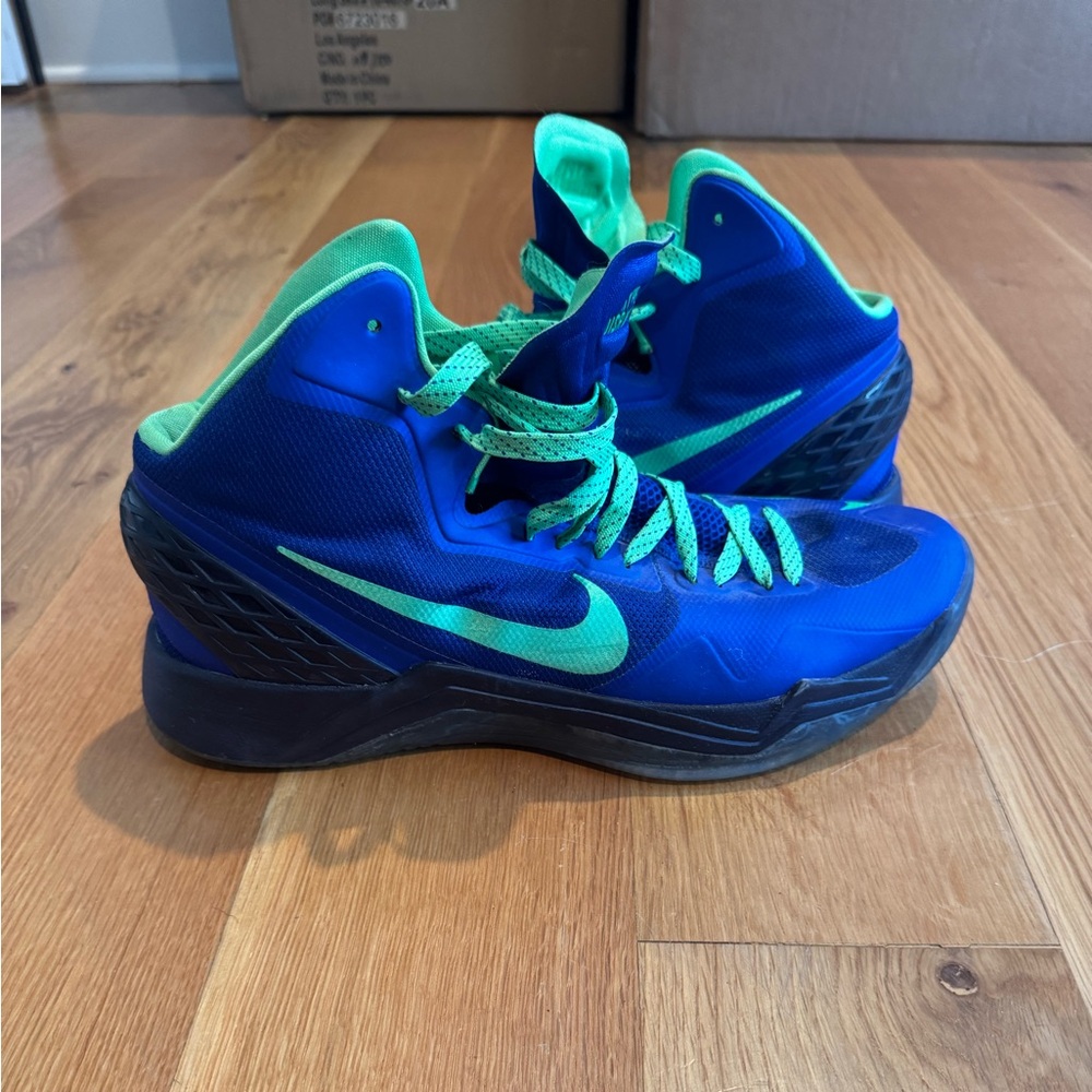 NIKE BASKETBALL